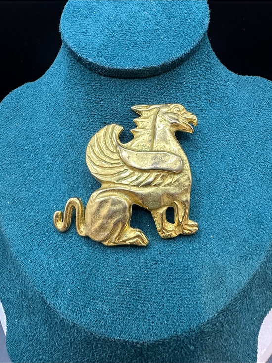 Jewelry - Metropolitan Museum Of Art (MMA) Gold Griffin Brooch Pendant